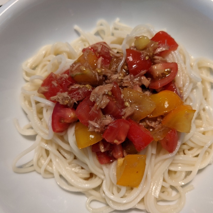 めんつゆない時でも！トマトとツナのそうめん